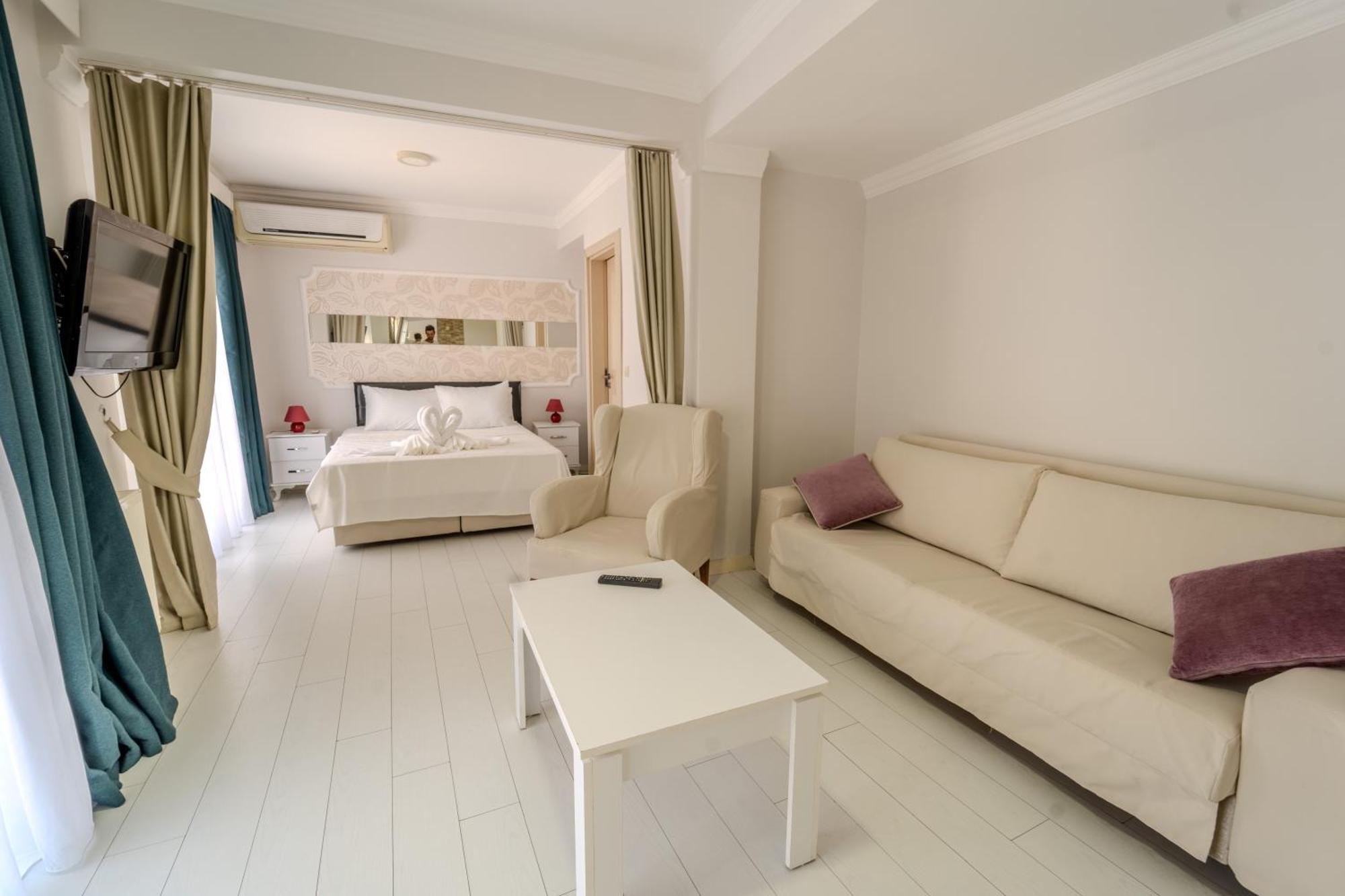 Mia Hill Suites Bodrum Exterior photo