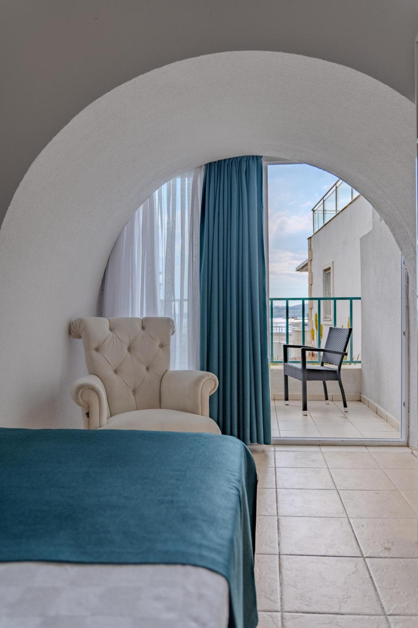 Mia Hill Suites Bodrum Exterior photo