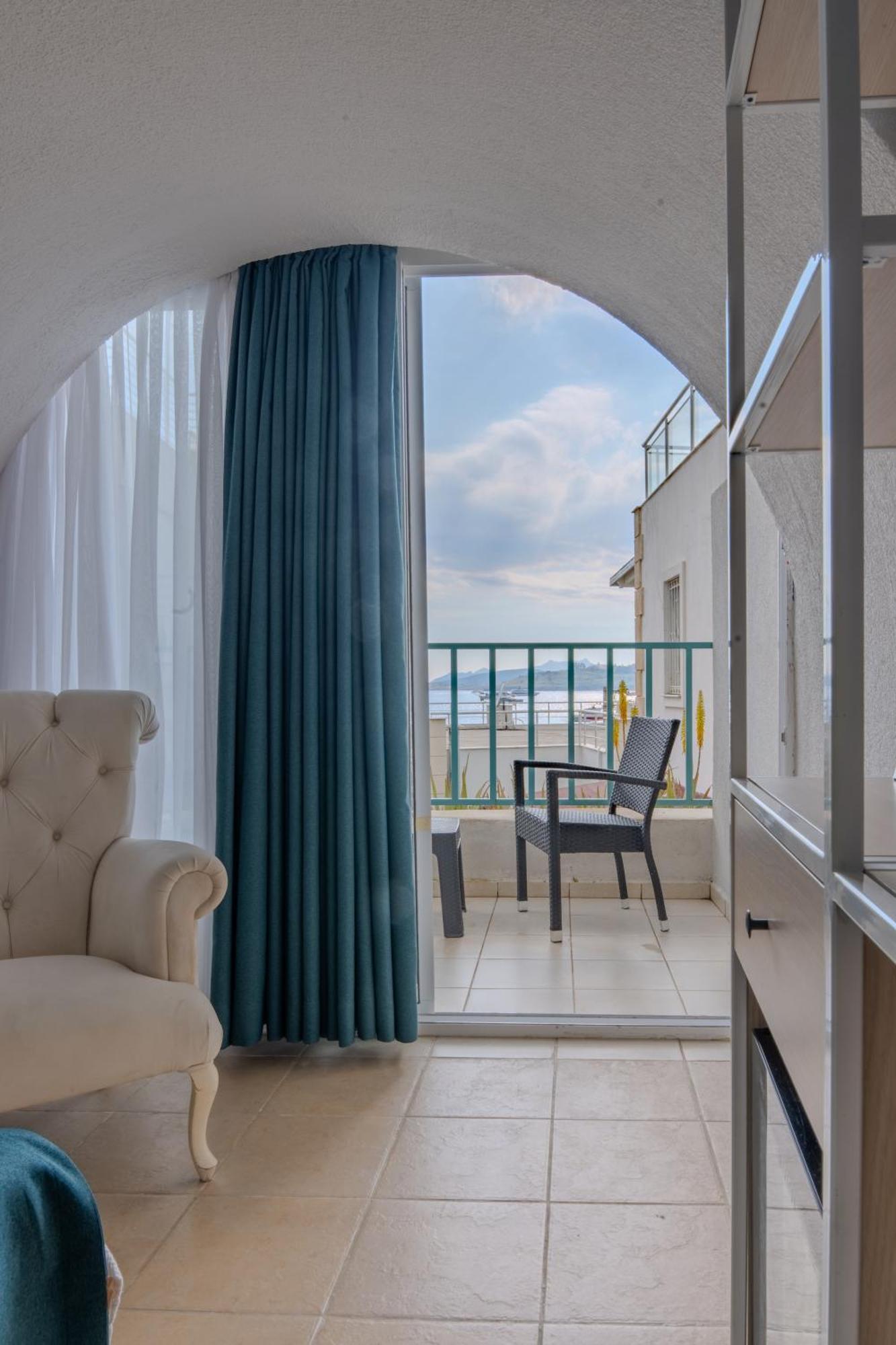 Mia Hill Suites Bodrum Exterior photo